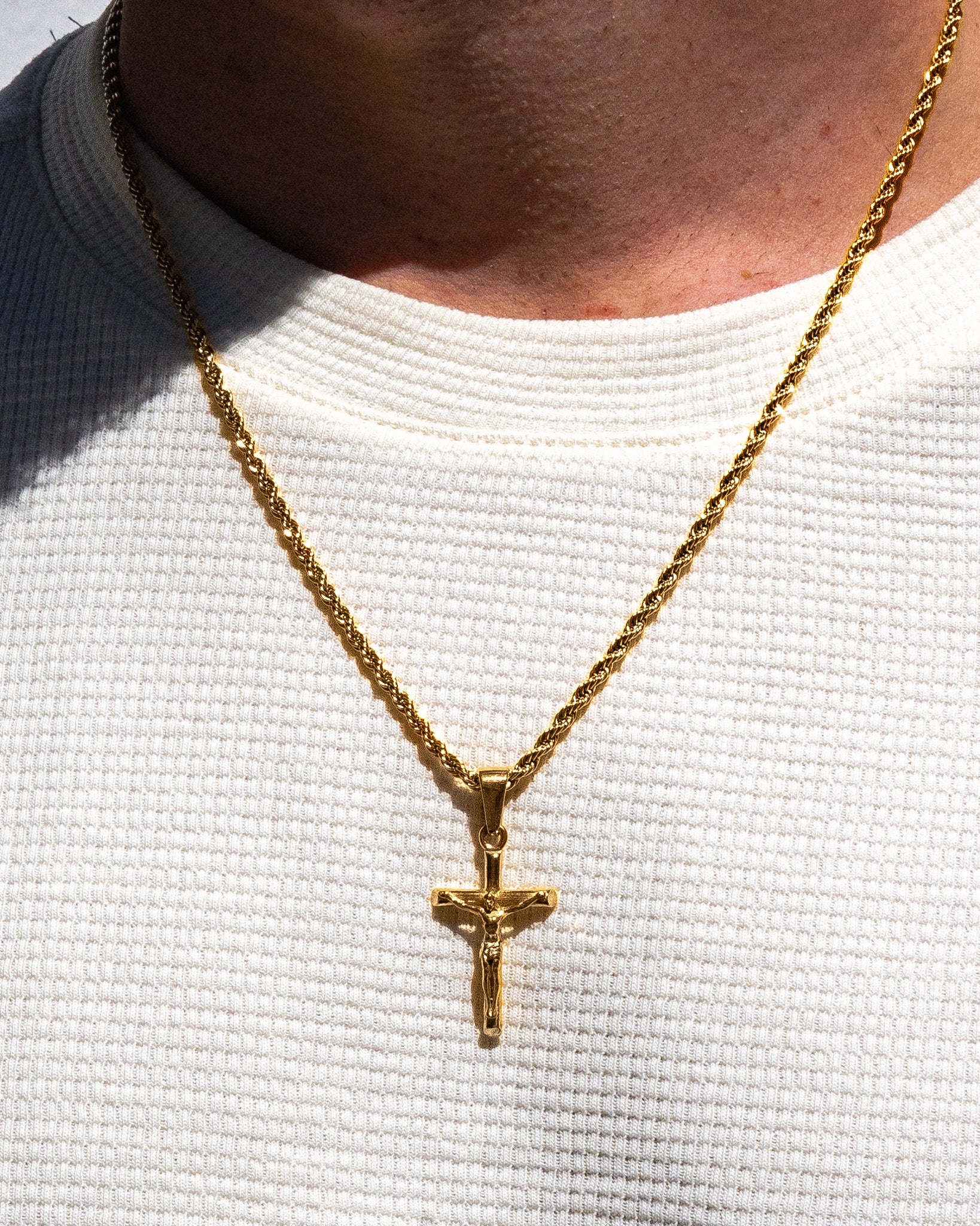 Crucifix Gold