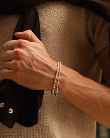 ARMBAND