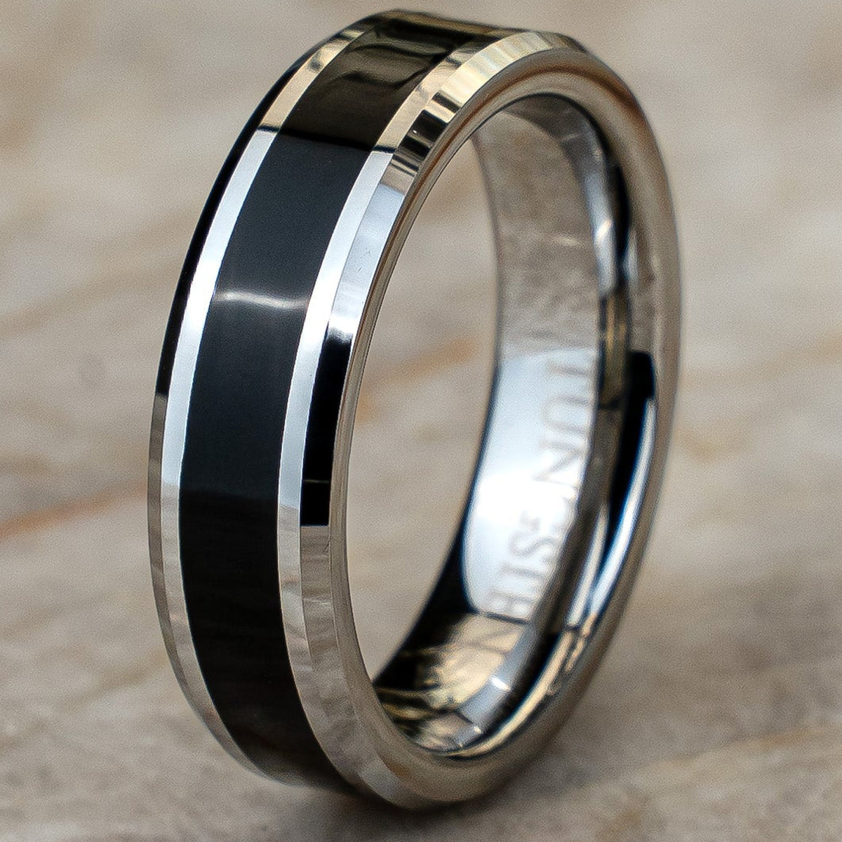 Slim Silver/Svart – närbild på detaljerna