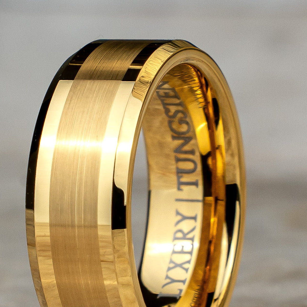 Stripe guld – närbild på detaljerna