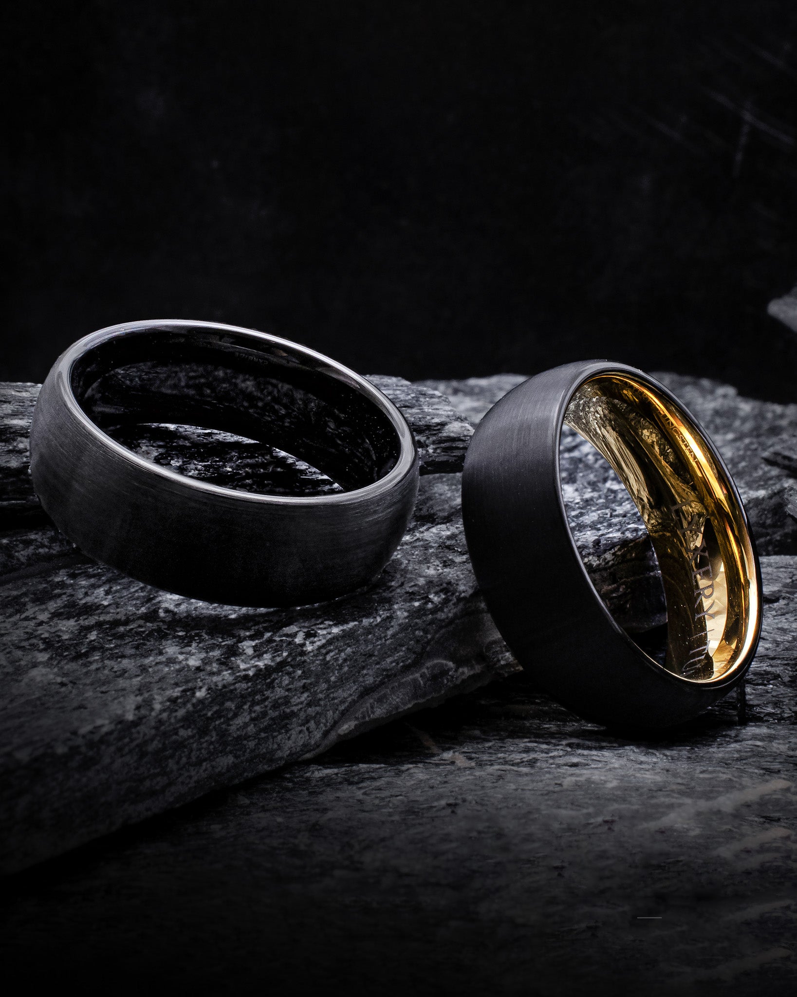 <tc>Ring -</tc> Black Sand