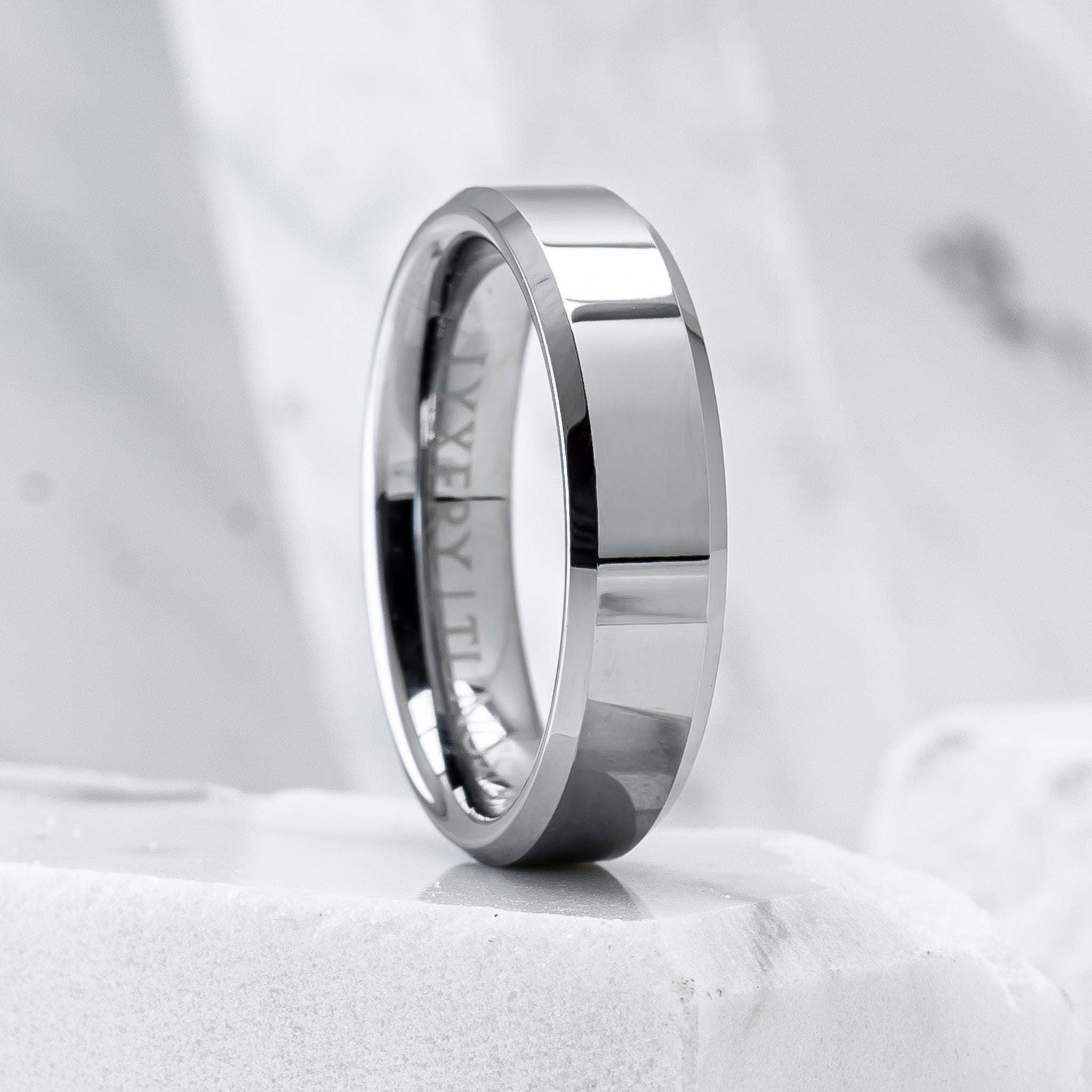 <tc>Ring -</tc> Slim Silver