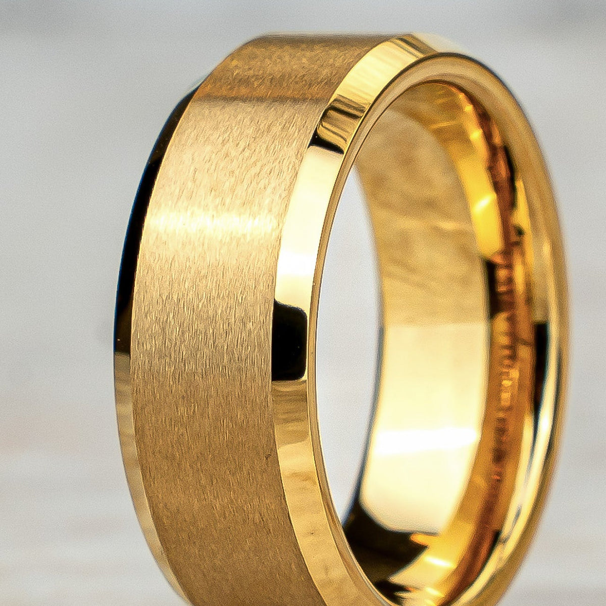 Casual guld – närbild på detaljerna