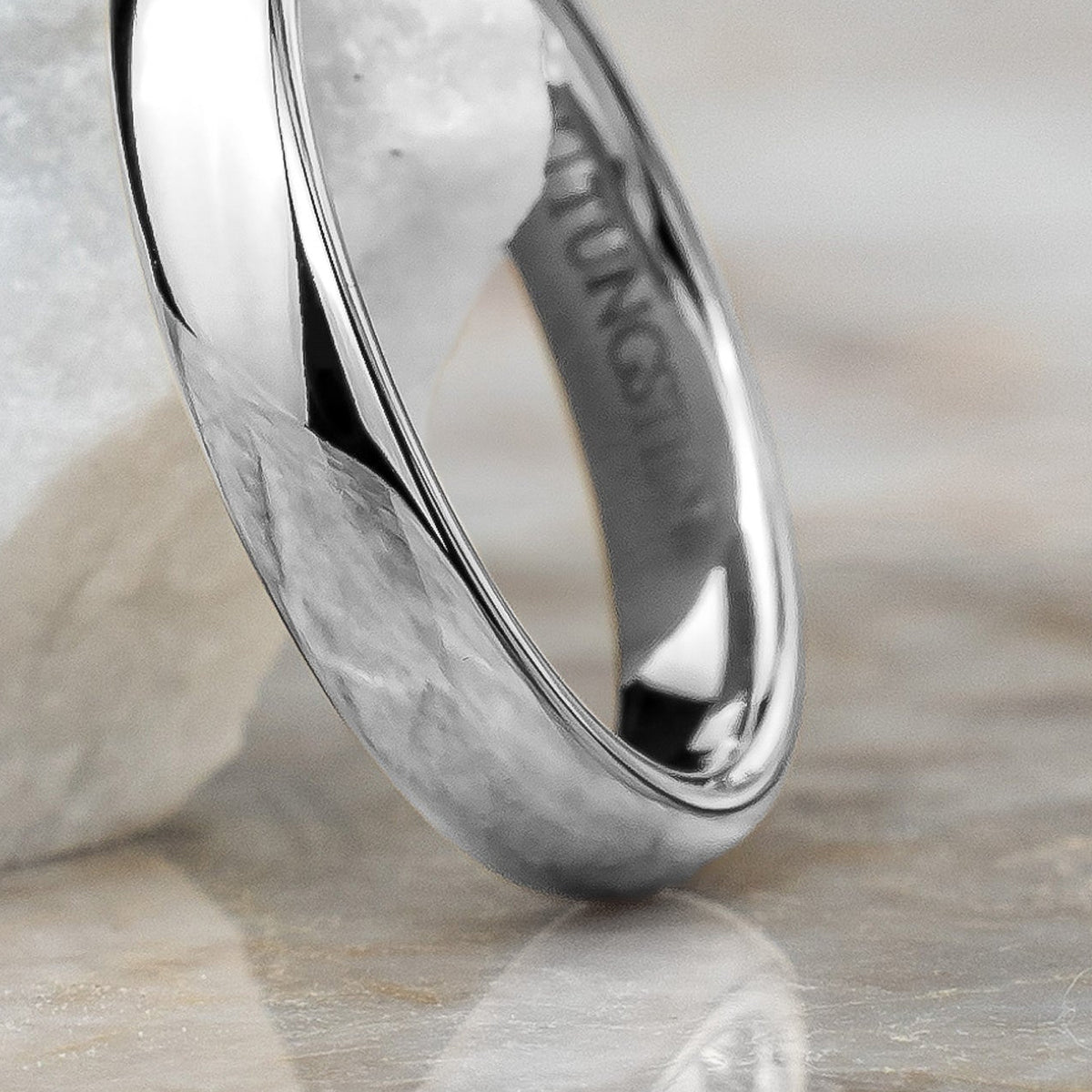 Venezia silver 4mm – närbild på detaljerna
